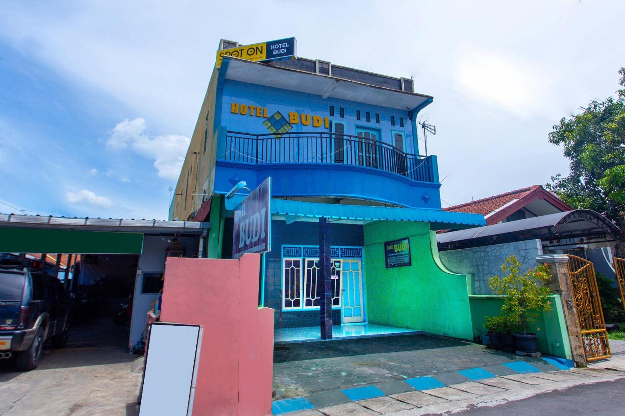 Spot On 2871 Hotel Budi Purwokerto Exterior photo