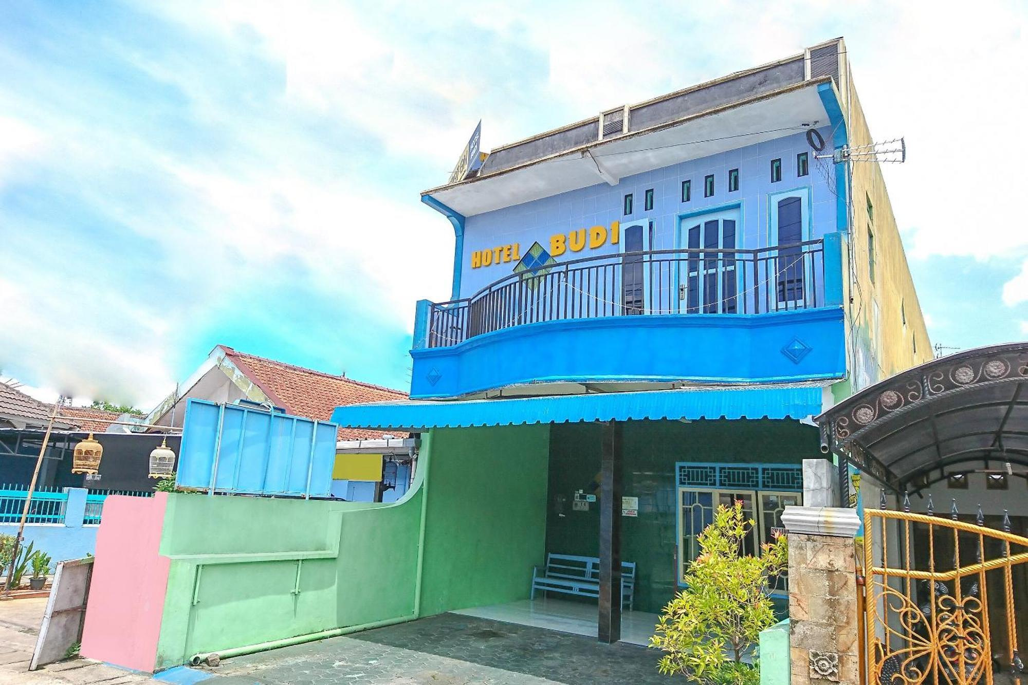 Spot On 2871 Hotel Budi Purwokerto Exterior photo